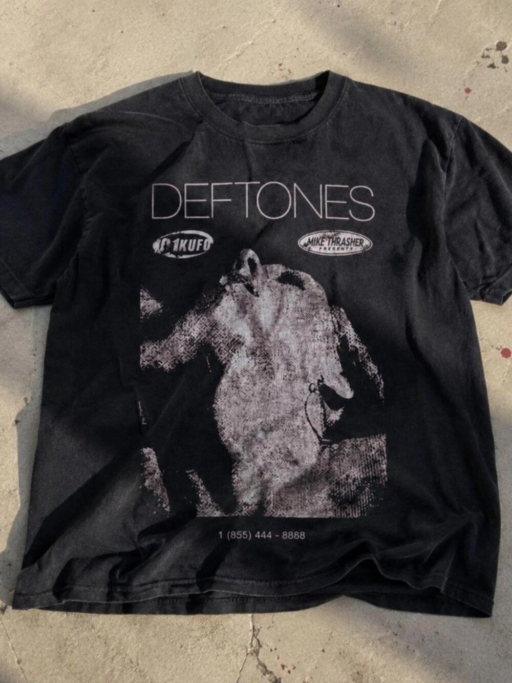 Deftones Black Graphic T-Shirt Vintage Band Tee